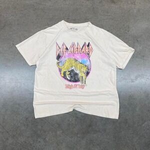 Def Leppard White‎ Graphic Band Tee Vintage Size L